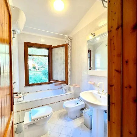 펜션 Prestige, Pula, Sardegna *